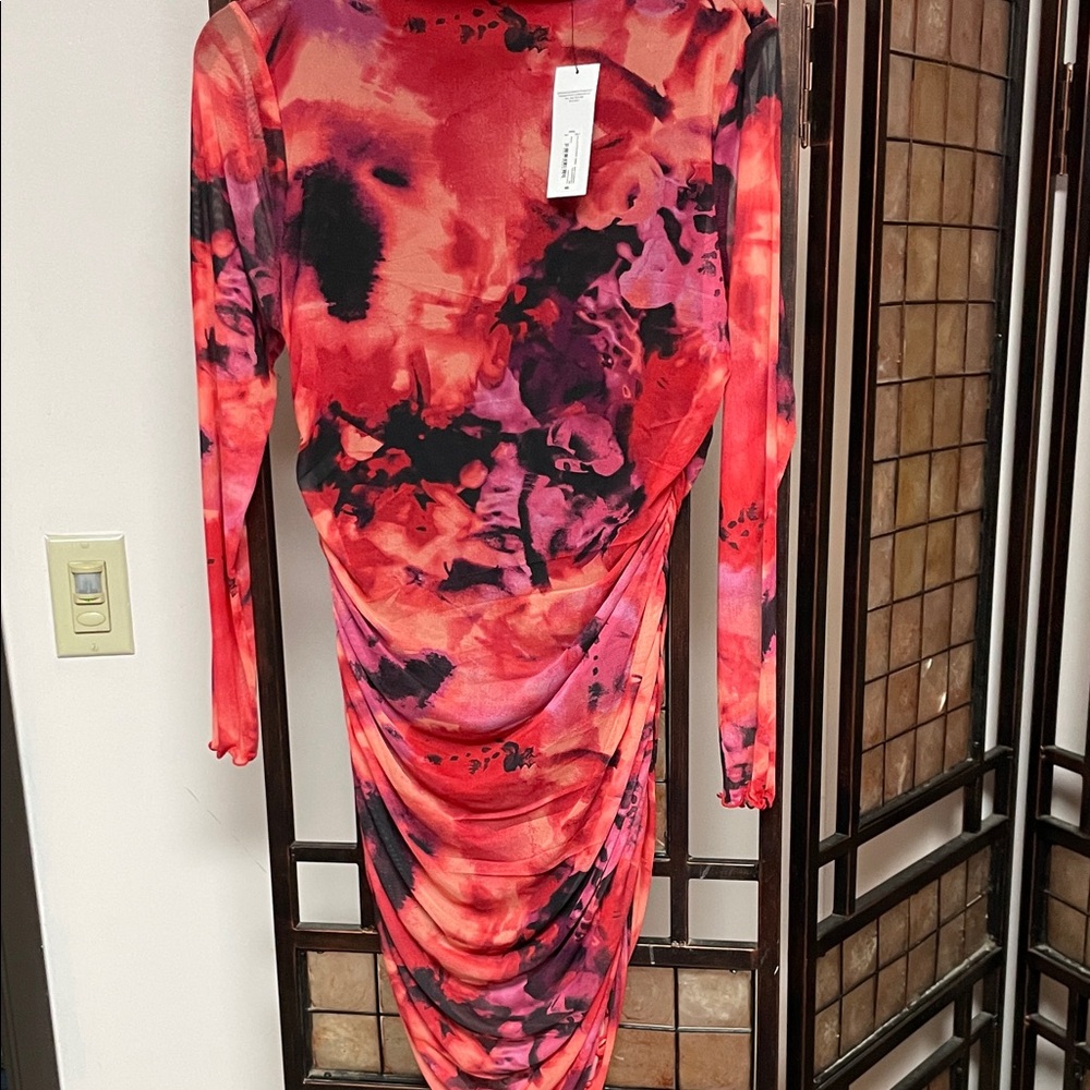 BOLD elements Red and Black Artistic Long Sleeve Dress